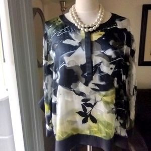 Chico's  silk blend Black and white batwing blouse